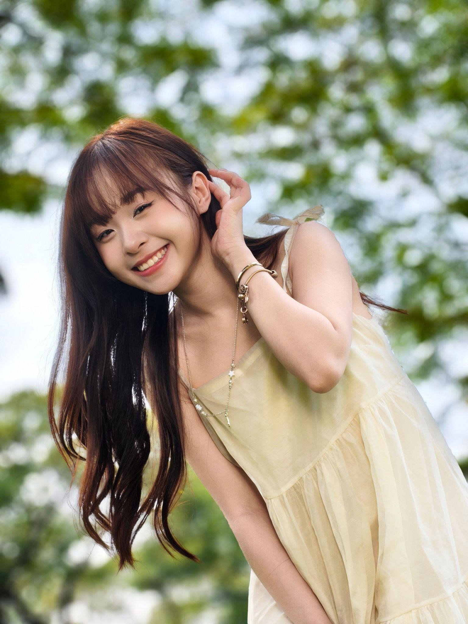 Đánh giá OPPO Reno15 Series thiết kế Mưa Sao Băng dẫn lối cho trải nghiệm nhiếp ảnh AI thông minh - 10