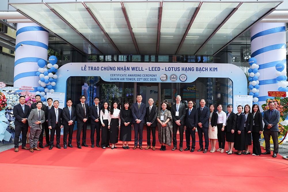 Lãnh đạo Daikin Việt Nam cùng khách mời tại sự kiện