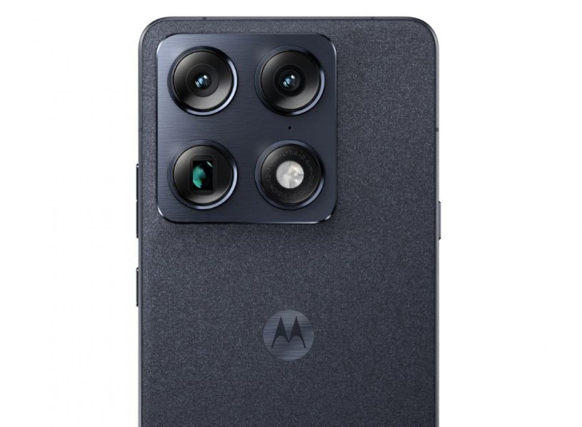Motorola Signature có 3 camera sau 50MP.