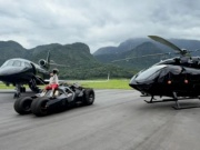 Neymar khoe bộ sưu tập ít ai có: Mua siêu xe "Người dơi" 47 tỷ chỉ để ngắm