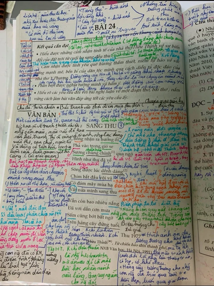 "Cô giáo giảng bài đến đâu, ghi chú đến đó", một tài khoản chia sẻ.