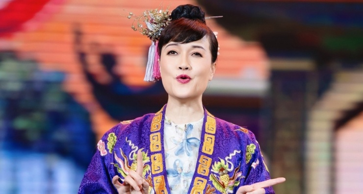 Nữ Táo bền bỉ đồng hành xuyên suốt cùng chương trình Táo quân.