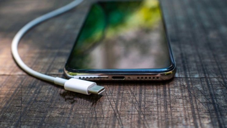 Không phải mọi phụ kiện USB đều phù hợp để cắm vào điện thoại