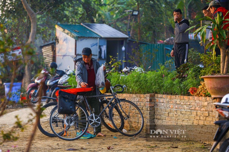 Hà Nội rét 8 độ C, người dân vẫn ngâm mình bơi lội trên sông Hồng suốt cả giờ - 26