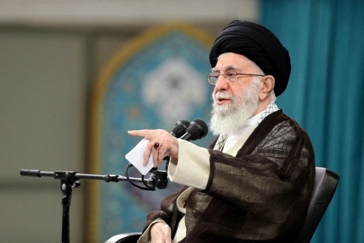 Đại giáo chủ Iran Ali Khamenei - Ảnh: REUTERS
