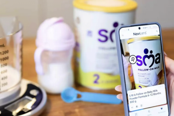 Nhiều bà mẹ Việt lo lắng với sữa Nestlé bị thu hồi do lo ngại nhiễm độc