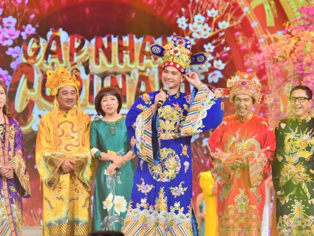 Táo Quân và những bản nhạc chế khiến khán giả 'cười ra nước mắt'