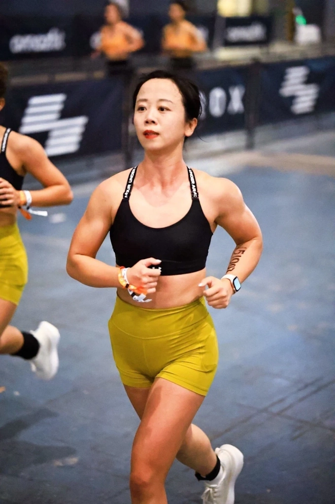 Yin Qianwen, 36 tuổi, quản lý cấp trung tại một công ty thương mại điện tử đa quốc gia ở Thượng Hải. Ảnh: BBC