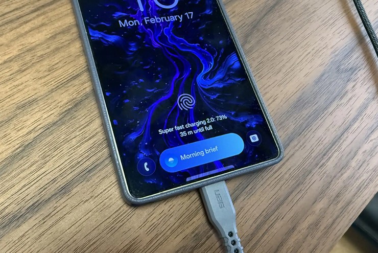 Người dùng sẽ không còn phải mất thời gian chờ sạc pin đến 75% nữa.