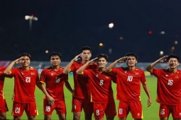 U23 Việt Nam thắng nghẹt thở U23 Kyrgyzstan, biến sở trường của Arsenal thành  " bài tủ " 