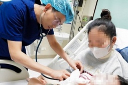 Bé 3 tuổi bị chó nhà 30kg cắn thấu ngực, nguy kịch