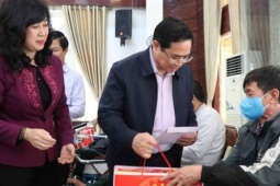 Đối tượng nào nhận 2 khoản quà Tết Nguyên đán 2026 của Nhà nước và địa phương?