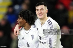 Chê bai Sesko không đủ trình khoác áo MU, cựu HLV Tottenham nguy cơ mất việc