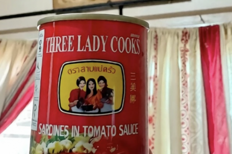 Danh tính người phụ nữ trên logo cá hộp 'Ba Cô Gái'