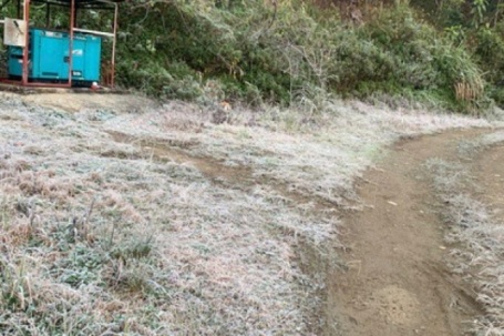 VIDEO: Băng giá xuất hiện tại một tỉnh miền Trung khi nhiệt độ xuống âm 5 độ C