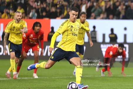 Ronaldo ghi bàn thứ 958, mạnh miệng đáp trả dù Al Nassr hụt hơi đua vô địch