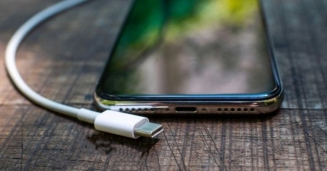 Không phải phụ kiện USB nào cũng an toàn cho điện thoại