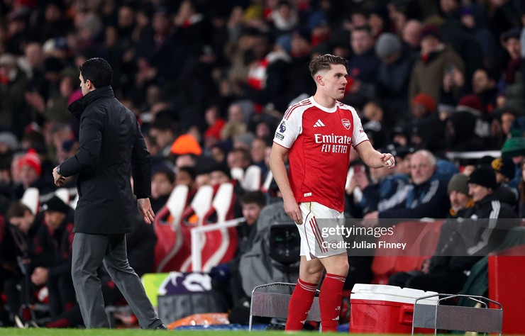 Gyokeres thi đấu mờ nhạt trước Liverpool