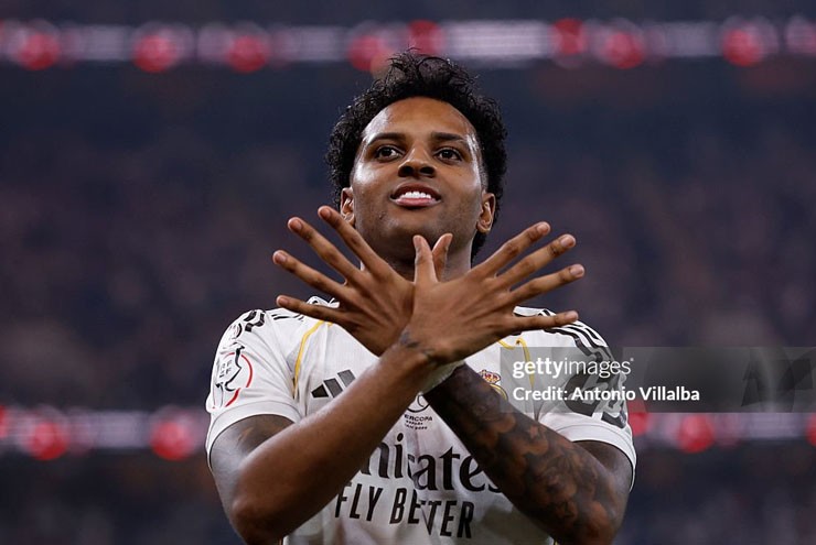 Rodrygo chứng minh năng lực với HLV Alonso
