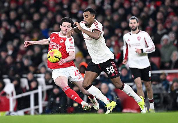 Gravenberch và các tiền vệ Liverpool bất ngờ kiểm soát thế trận trong hiệp 2 sau khi dành cả hiệp 1 chống đỡ