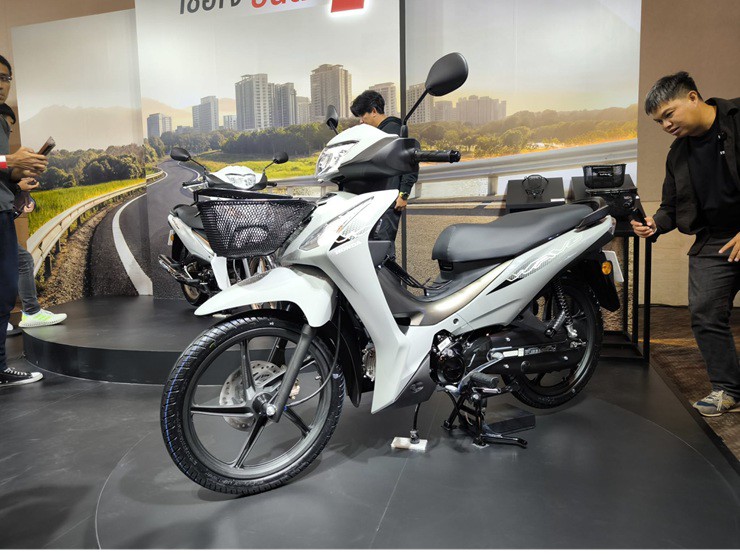 Honda Wave 110 Thái thế hệ mới trình làng: Tích hợp CBS, vẫn "ăn xăng như ngửi" - 5