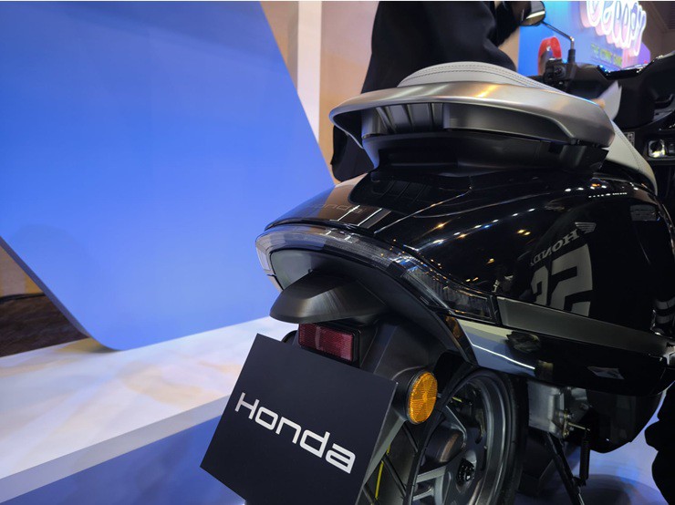 Xe máy điện Honda UC3 trình làng, giá cao hơn cả SH160i - 5