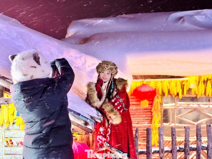 Vỡ òa cảnh siêu thực ngôi làng ở Hắc Long Giang, khách đến chỉ biết trầm trồ - 13