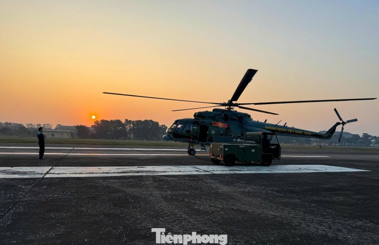 Dàn trực thăng hùng hậu xuất kích, bảo đảm an ninh cho Đại hội Đảng toàn quốc - 9