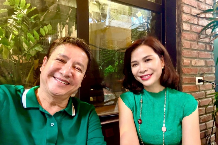 Chí Trung tìm thấy hạnh phúc tuổi xế chiều bên bạn gái doanh nhân Ý Lan. 