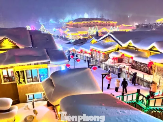 Vỡ òa cảnh siêu thực ngôi làng ở Hắc Long Giang, khách đến chỉ biết trầm trồ