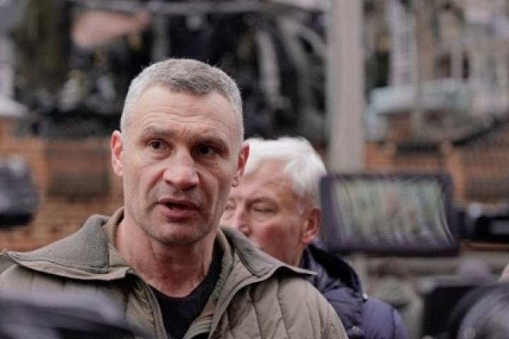 Thị trưởng Kiev kêu gọi người dân  " tạm rời thành phố " 