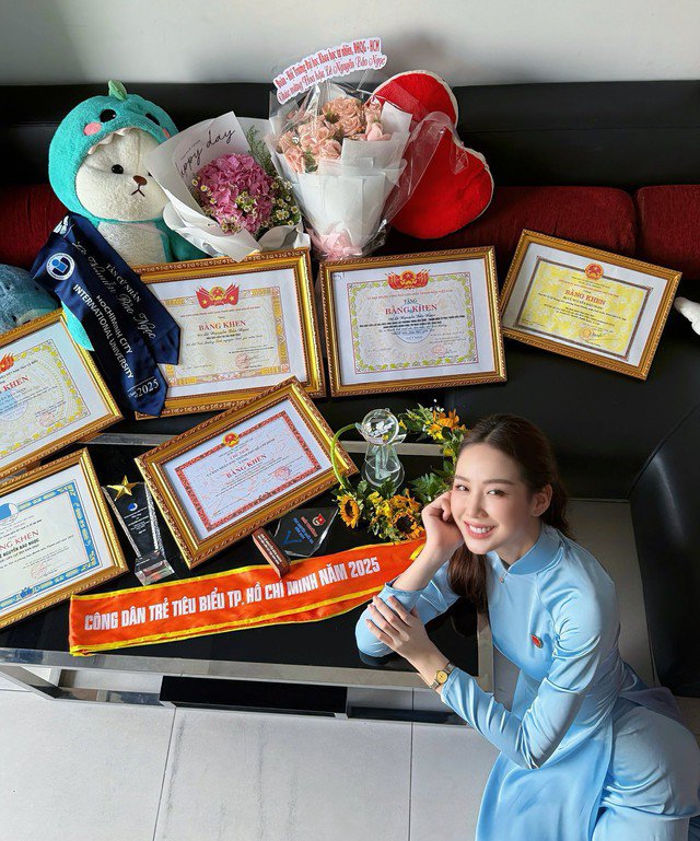 Cách đây không lâu, Hoa hậu Bảo Ngọc được vinh danh là Công dân Trẻ Xuất sắc Thành phố Hồ Chí Minh của năm 2025.