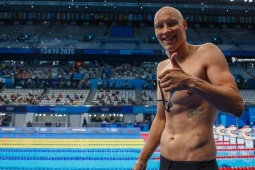 VĐV từng sụp đổ vì căn bệnh hiếm gặp, giành tấm huy chương "100 năm có 1"