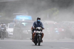 Người đi xe máy phải lưu ý gì khi tiêu chuẩn khí thải mới được ban hành?