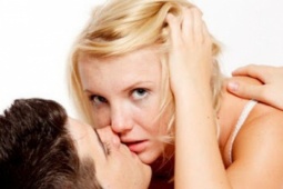 Không phải 'điểm G', phụ nữ thực sự cần điều gì khi cả hai gần gũi?