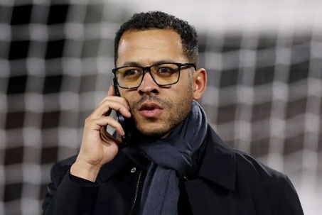 Tin mới nhất bóng đá tối 10/1: Rosenior khẳng định ông có quyền quyết định ở Chelsea