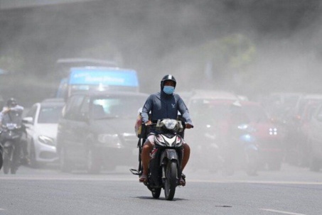 Người đi xe máy phải lưu ý gì khi tiêu chuẩn khí thải mới được ban hành?