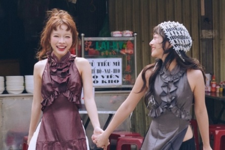 9 kiểu áo dài hot dịp Tết 2026