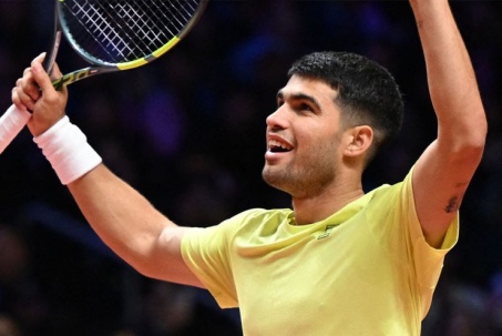 Nóng nhất thể thao sáng 11/1: Hé lộ chuyện tử tế của Alcaraz khiến tất cả bất ngờ