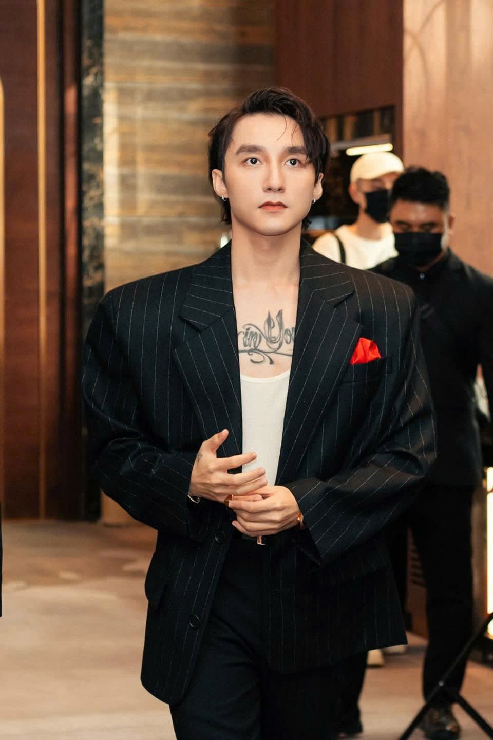 Những nghệ sĩ quá xa cách đồng nghiệp, truyền thông sẽ không giành được lợi thế tại các giải thưởng lớn. Ảnh: Tư liệu