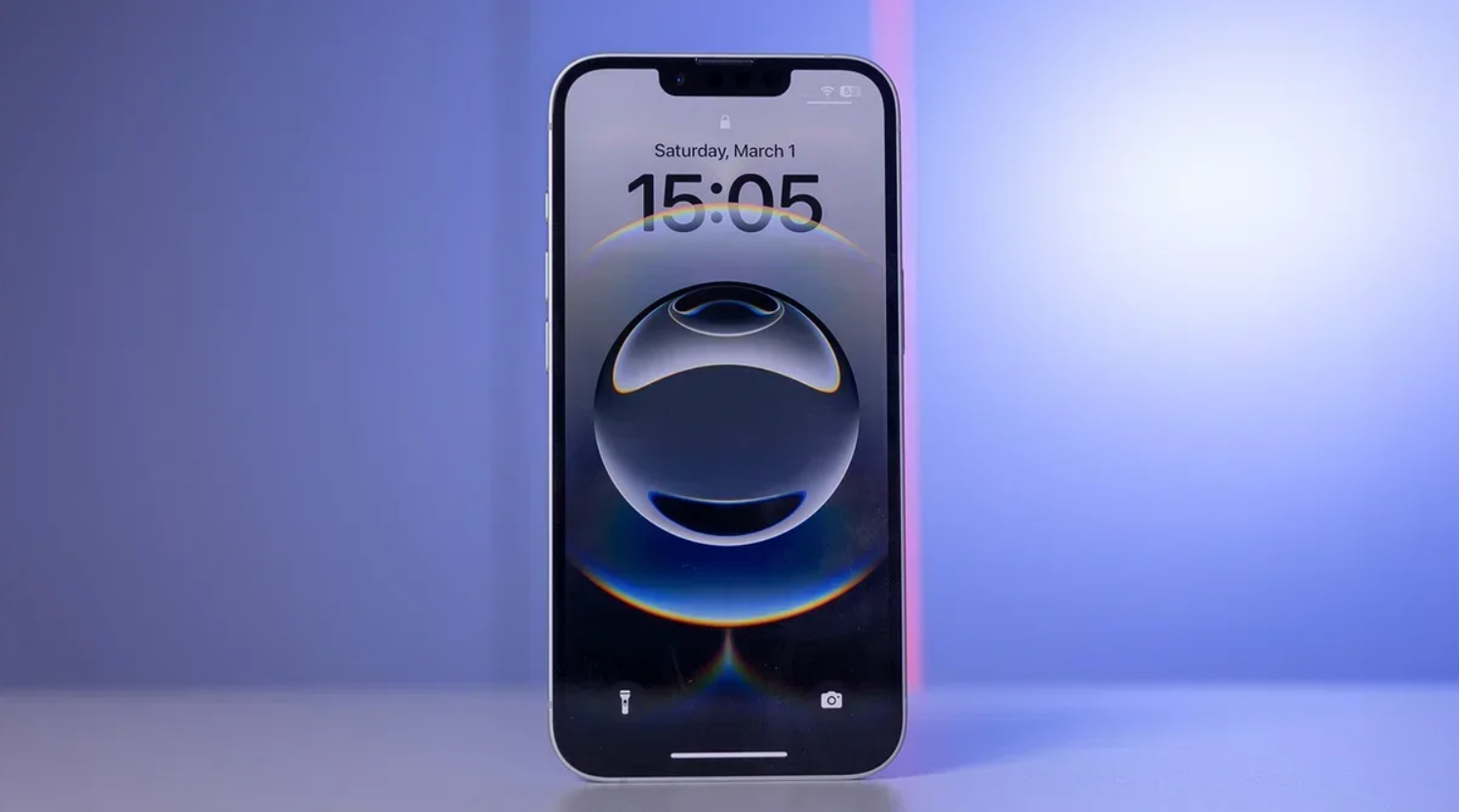 iPhone 16e vẫn có "tai thỏ".