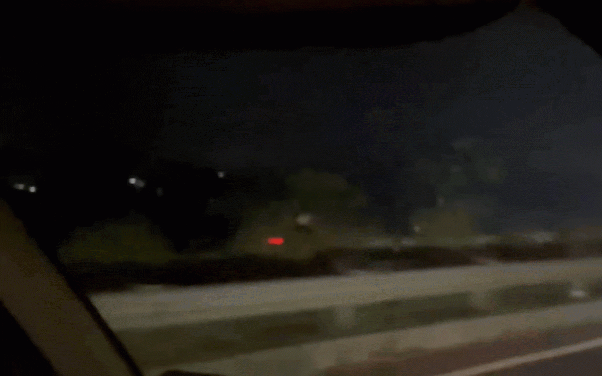 Người đàn ông say rượu phóng ngược chiều trên cao tốc rồi tông vào hai ô tô - 1