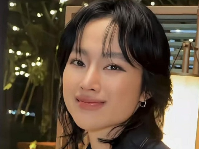 Angela Phương Trinh cắt 'tóc chó sói'