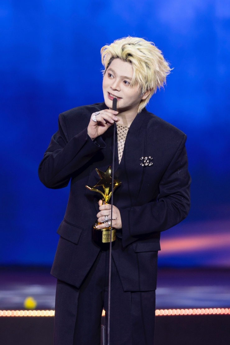 Ca sĩ Rhyder lần đầu tiên giành chiến thắng hạng mục "Video âm nhạc được yêu thích nhất".&nbsp;