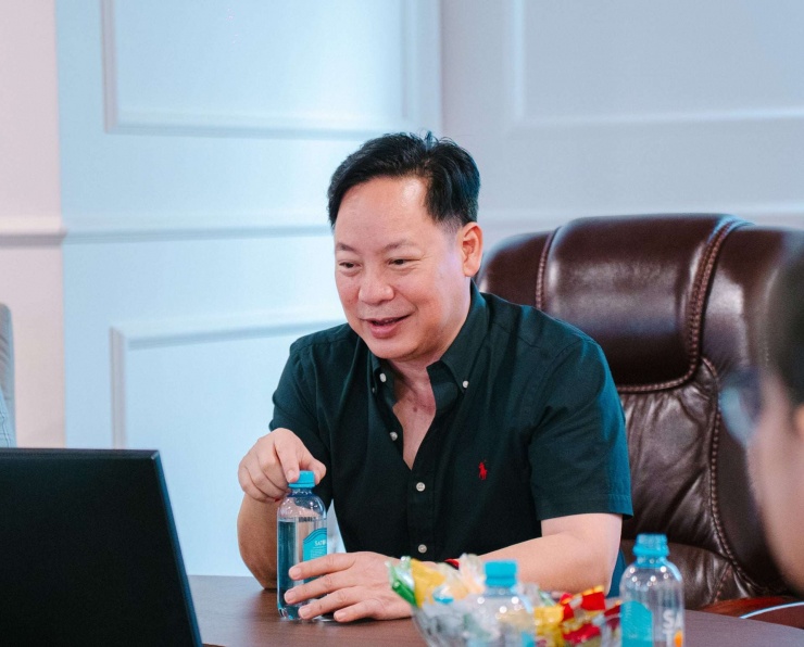 Ông Nguyễn Duy Kiên sinh năm 1969, là nhà sáng lập và Chủ tịch HĐQT KITA Group.