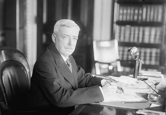 Cựu ngoại trưởng Mỹ Robert Lansing trong phòng làm việc năm 1917. Ảnh: Thư viện Quốc hội Mỹ