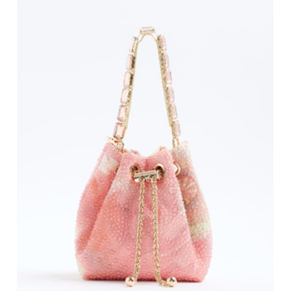 Mẫu túi xách thương hiệu River Island bị thu hồi tại Vương quốc Anh