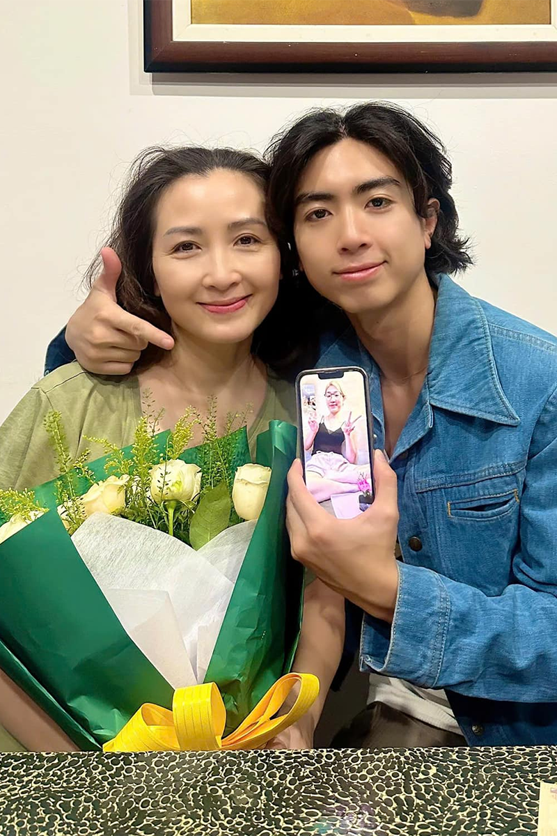 Cuộc hôn nhân đầu tiên mang đến cho Khánh Huyền người con trai Minh Quân học giỏi và thành đạt trong lĩnh vực âm nhạc. Dù ly hôn, chị và chồng cũ vẫn giữ mối quan hệ tốt đẹp vì con.&nbsp;