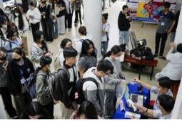 Nở rộ việc làm thời vụ giáp Tết: Cơ hội tăng thu nhập và những rủi ro cần tránh