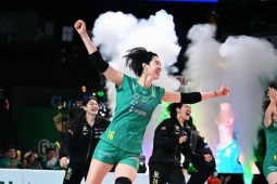 Thanh Thúy phòng thủ cực đỉnh, Gunma lội ngược dòng khó tin